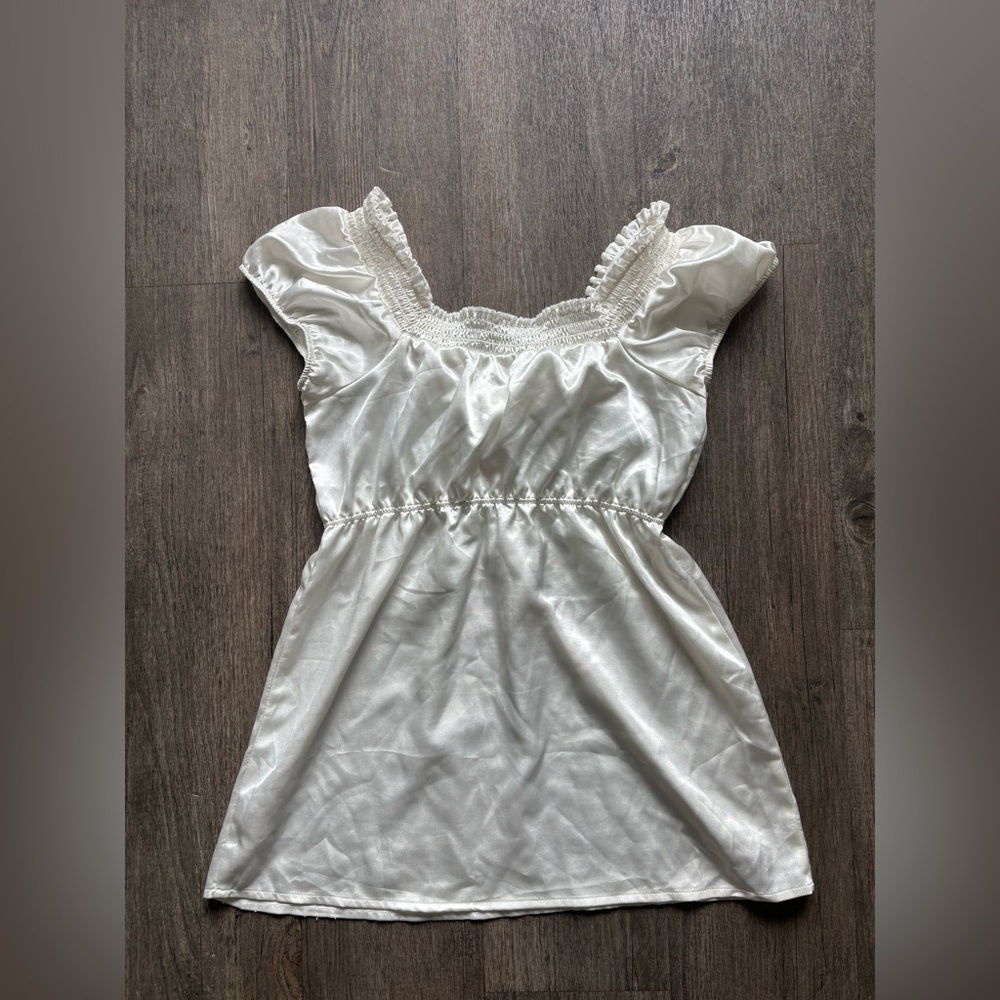 🚫Studio Y Ivory Satin Top🚫 - Picture 5 of 5